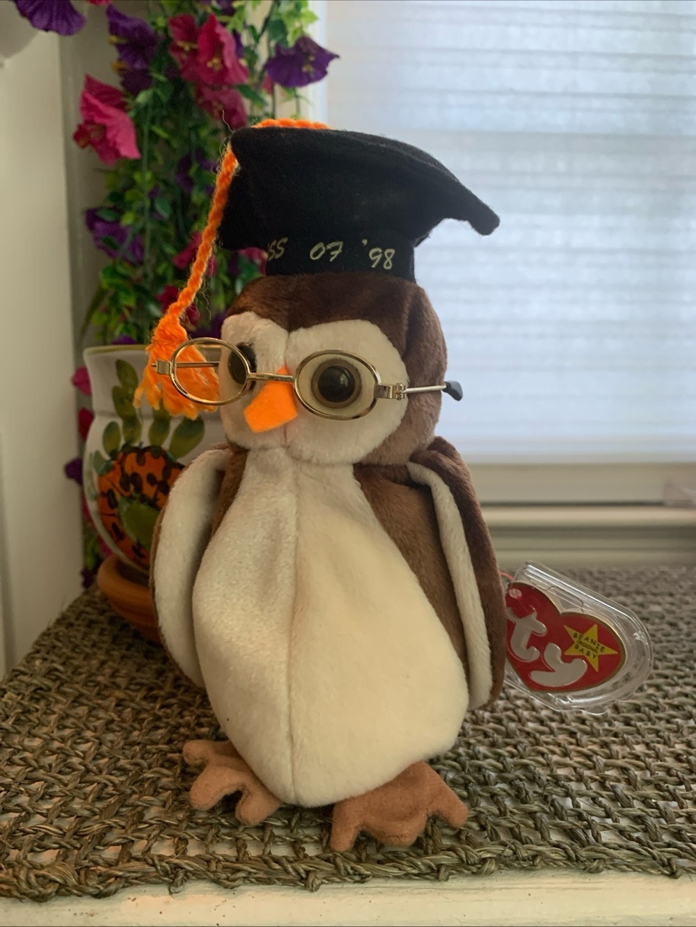Ty Class of 98 “Wise” Owl Graduation Beanie Baby with Gold Glasses & Black Cap